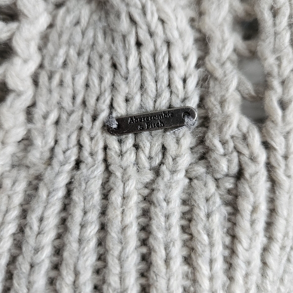 Abercrombie & Fitch Women's Open Cable Knit Greige Sweater Sz Small - Picture 3 of 9